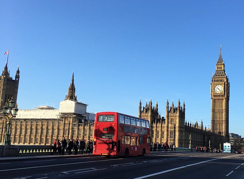 ロンドン