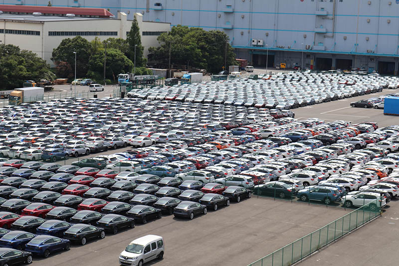 自動車輸出問題
