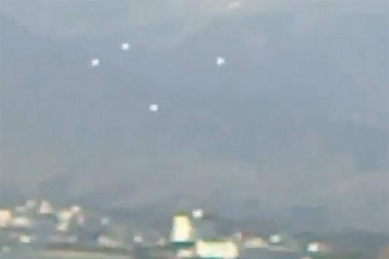 佐渡島上空のUFO