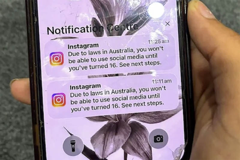 オーストラリア16歳未難のSNS利用禁止法案施行