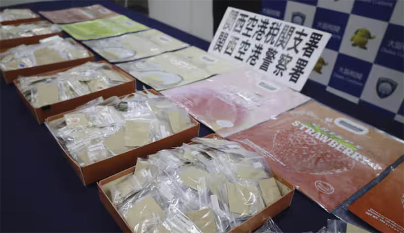 警察に押収されたエトミデートが含まれる電子タバコカートリッジ