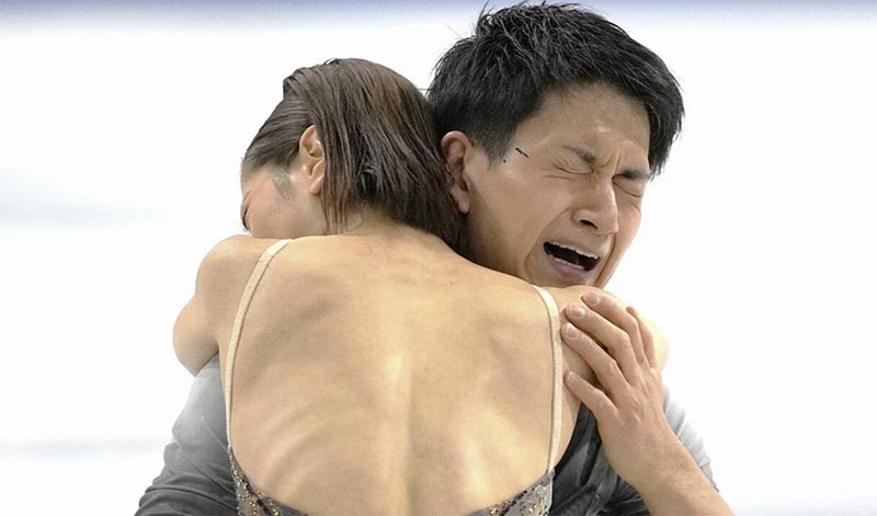 りくりゅうペア優勝金メダル