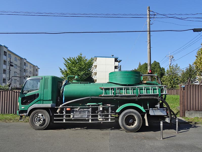 バキュームカー