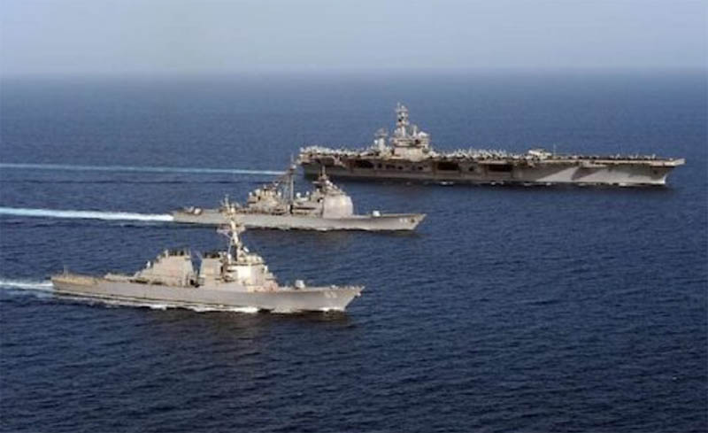 米海軍
