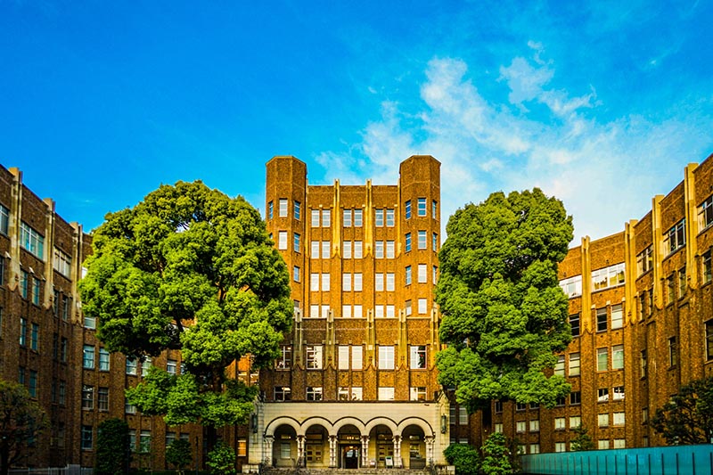 東京大学