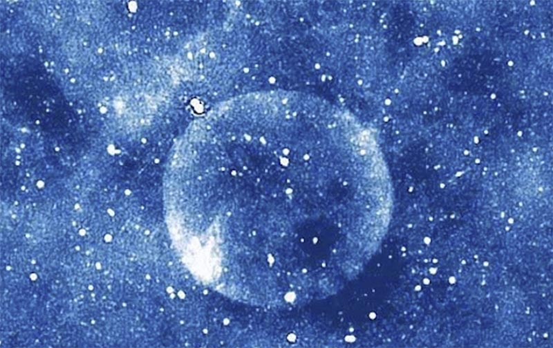 宇宙で１５７兆年の球体が発見される