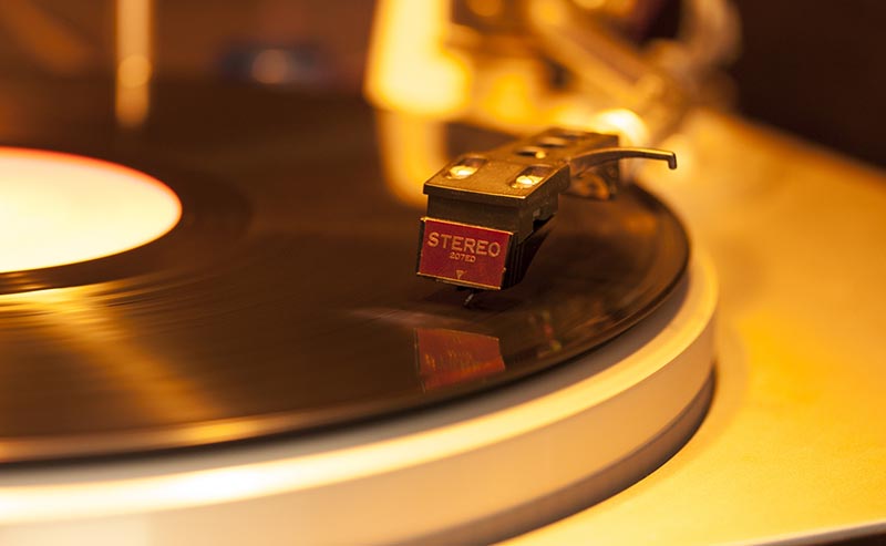 レコードプレイヤー