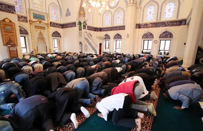 東京駅構内のイスラム祈りの場所